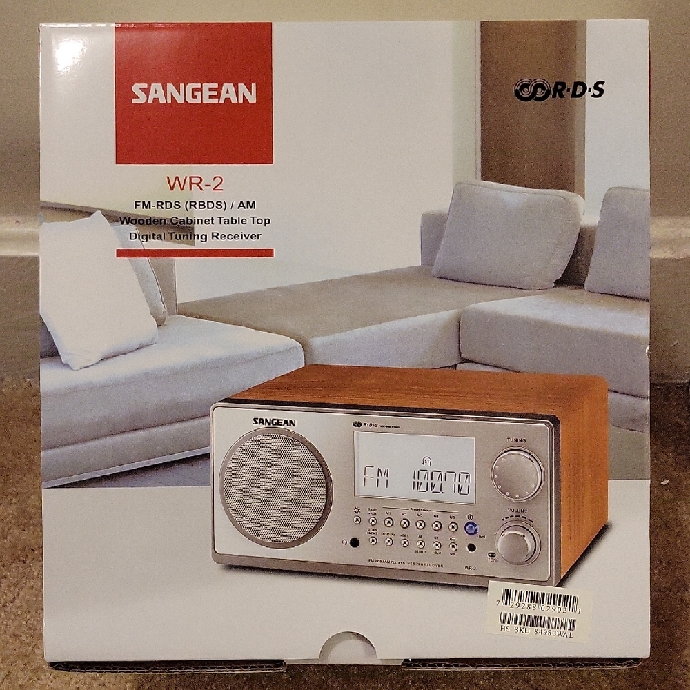 WR-2 Table Top Radio - Silver and Brown